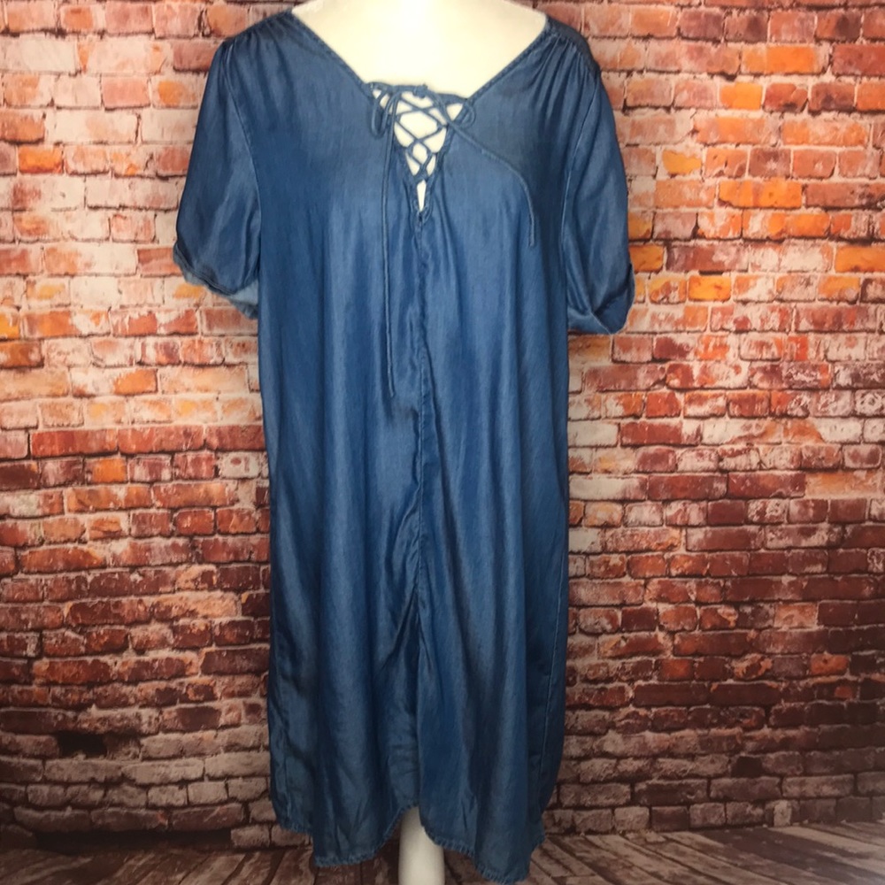 Lucky Brand Soft Blue Chambray Short Sleeved Lace Up Shift Dress